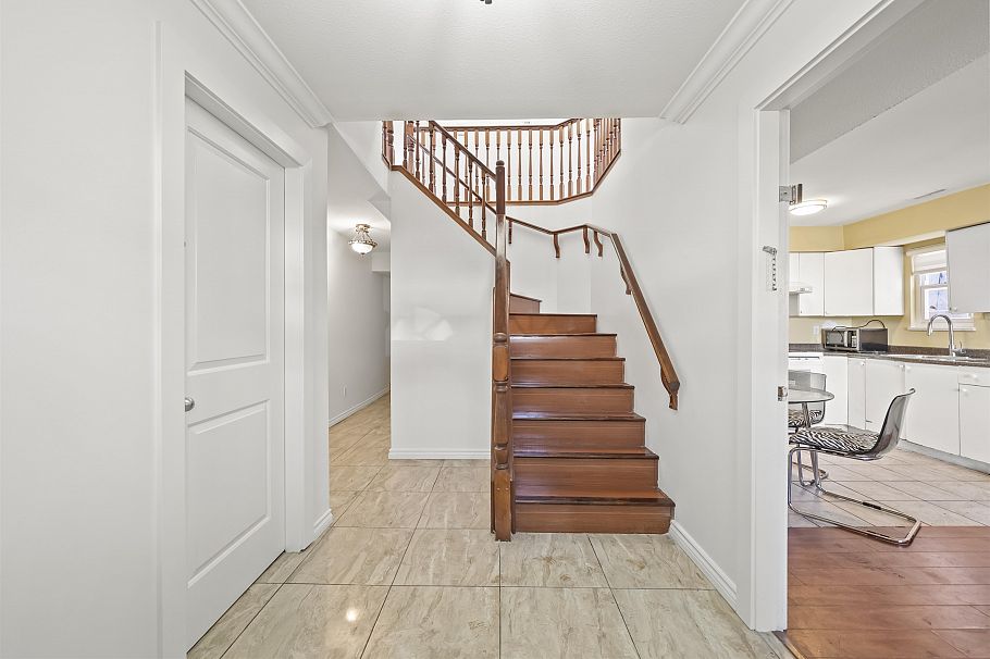 638 E 61st Avenue Vancouver, BC - 26