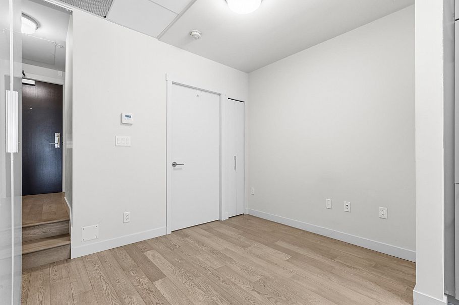 104 4488 Cambie Street Vancouver, BC - 16