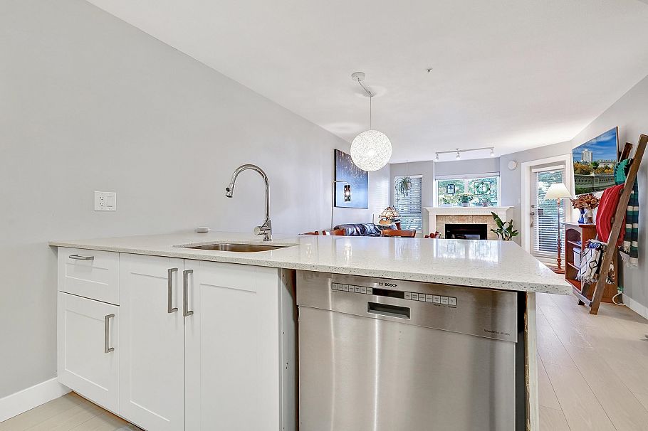 207 1738 Frances Street Vancouver, BC - 9
