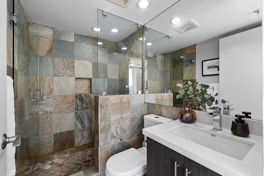 901 565 Smithe Street Vancouver, BC - 18