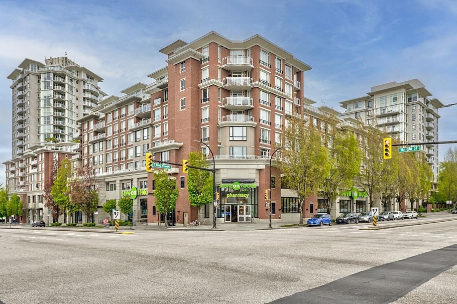201 3939 Knight Street Vancouver, BC - 24