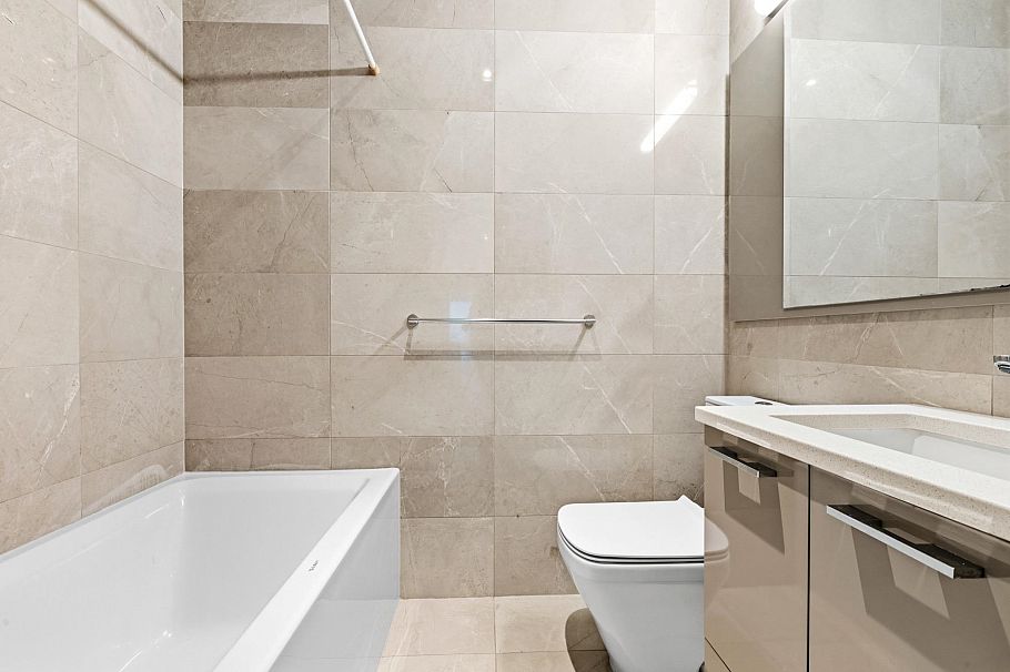 104 4488 Cambie Street Vancouver, BC - 12