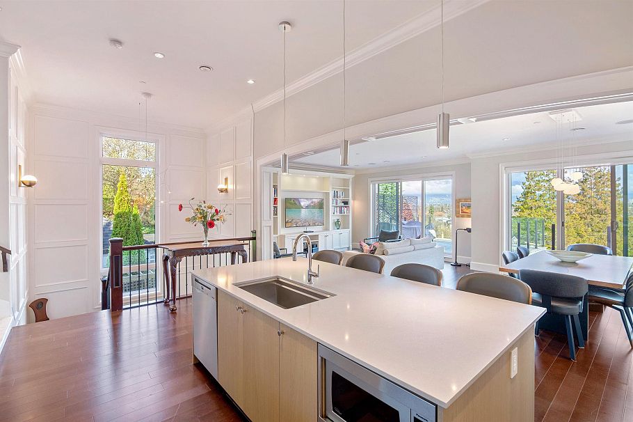 4578 Puget Drive Vancouver, BC - 6