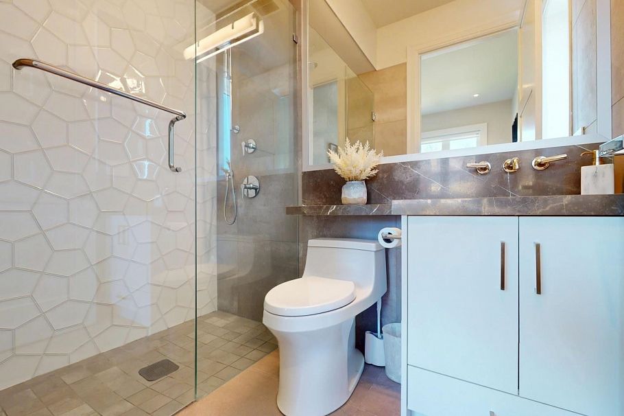 4014 W 36th Avenue Vancouver, BC - 22