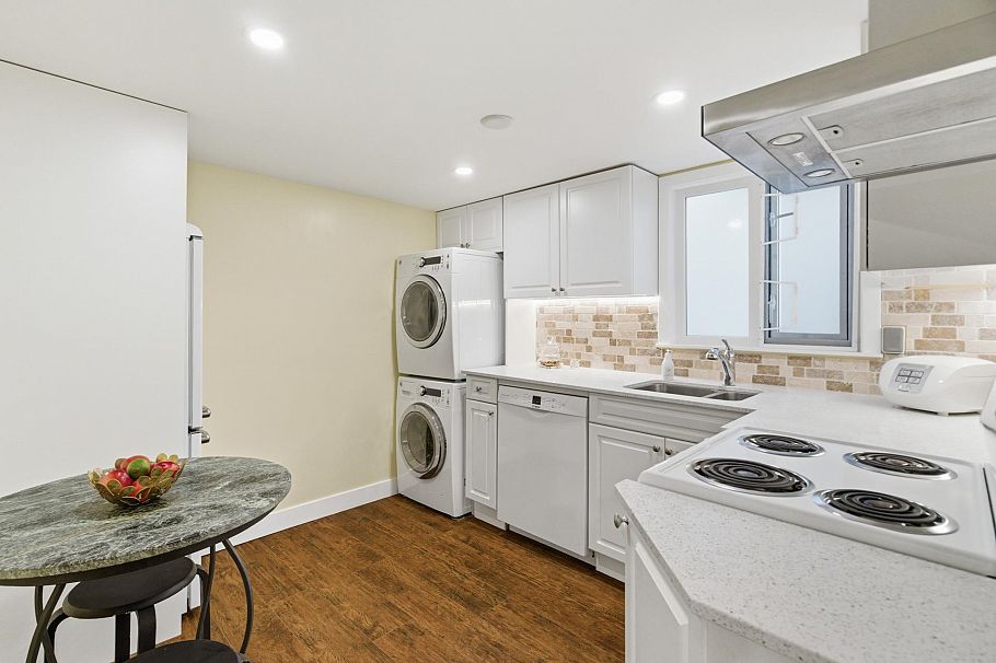 219 E 38th Avenue Vancouver, BC - 27