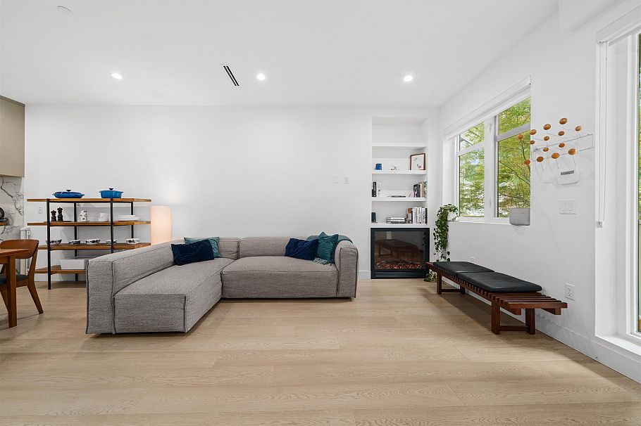 3128 Inverness Street Vancouver, BC - 10