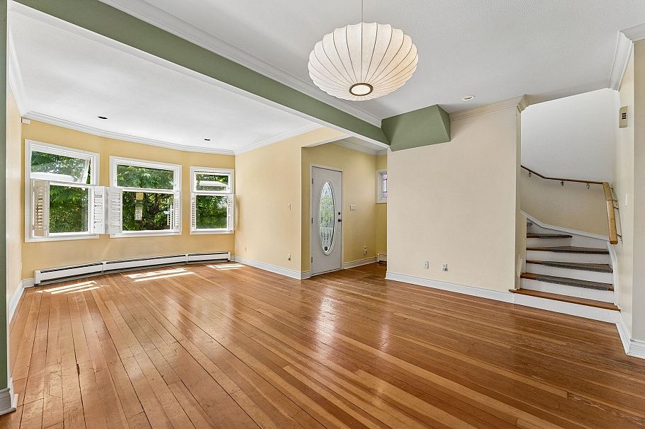 408 E 2nd Street North Vancouver, BC - 12