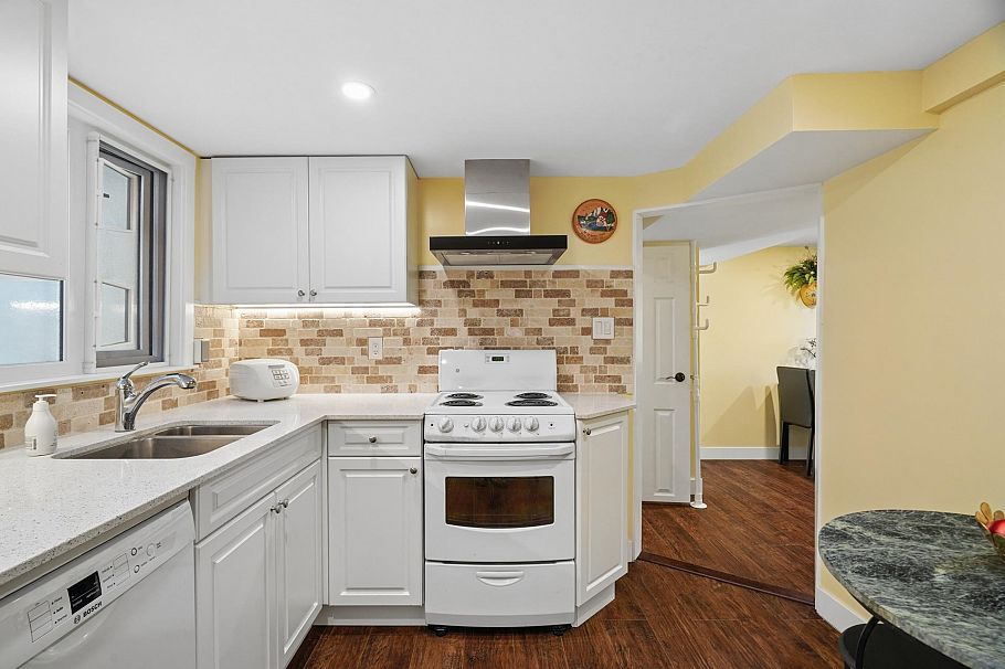 219 E 38th Avenue Vancouver, BC - 28