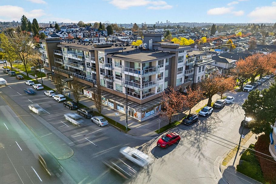 2888 E 2nd Avenue Vancouver, BC - 28