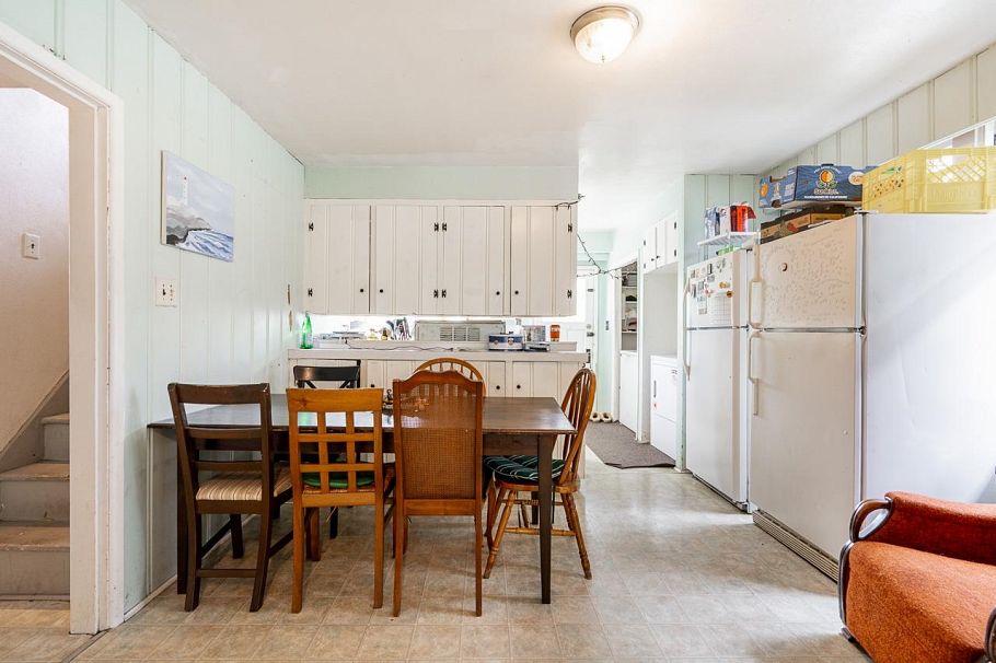 4413 W 13 Avenue Vancouver, BC - 7