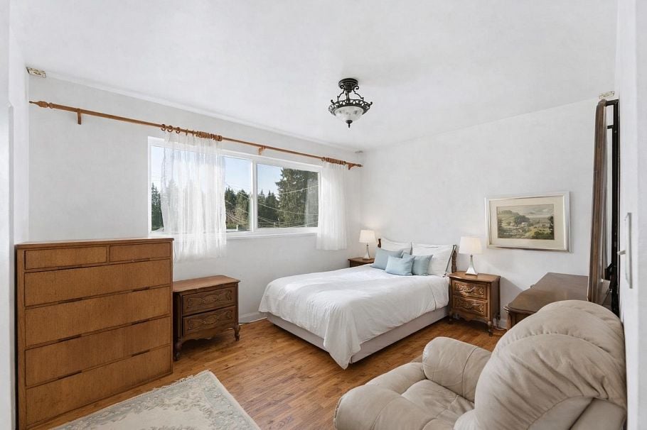 922 Canyon Boulevard North Vancouver, BC - 13