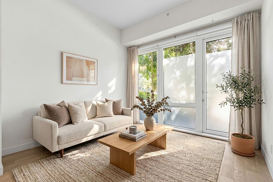 104 4488 Cambie Street Vancouver, BC - 4