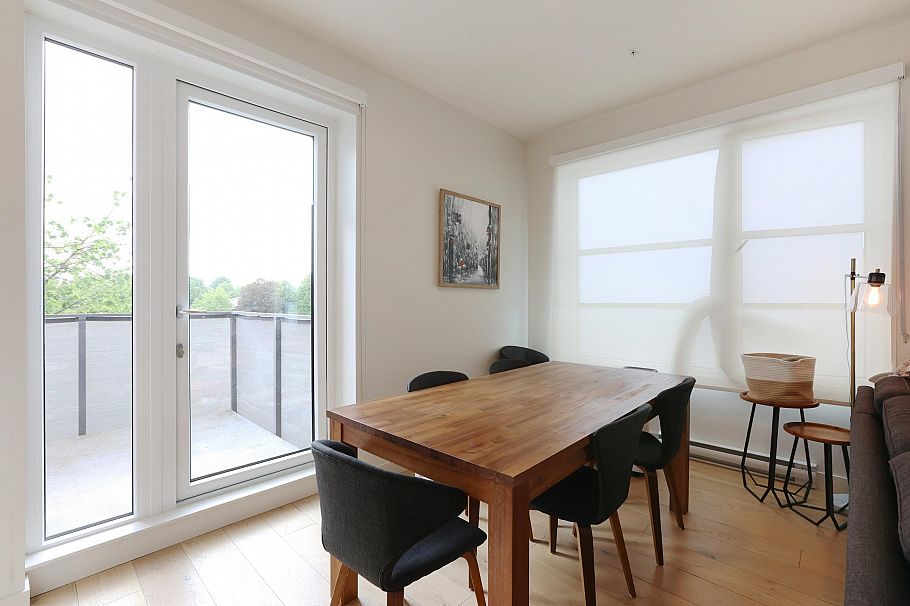 401 108 E 35 Avenue Vancouver, BC - 5