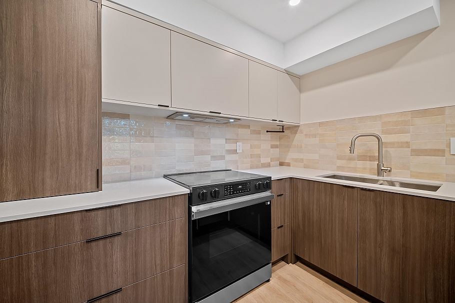 402 2211 W 2nd Ave Vancouver, BC - 6