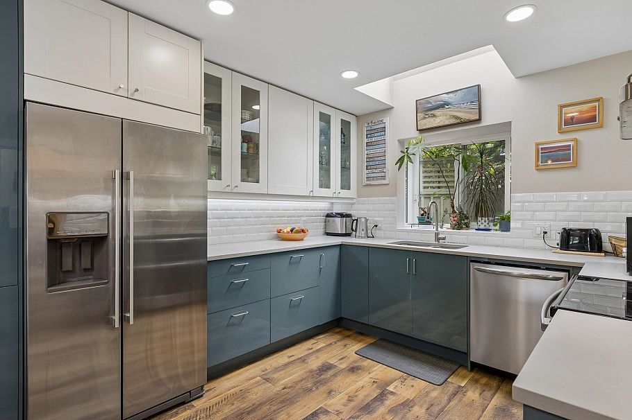 7 240 E Keith Road North Vancouver, BC - 17