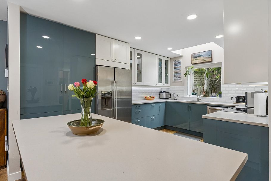 7 240 E Keith Road North Vancouver, BC - 13