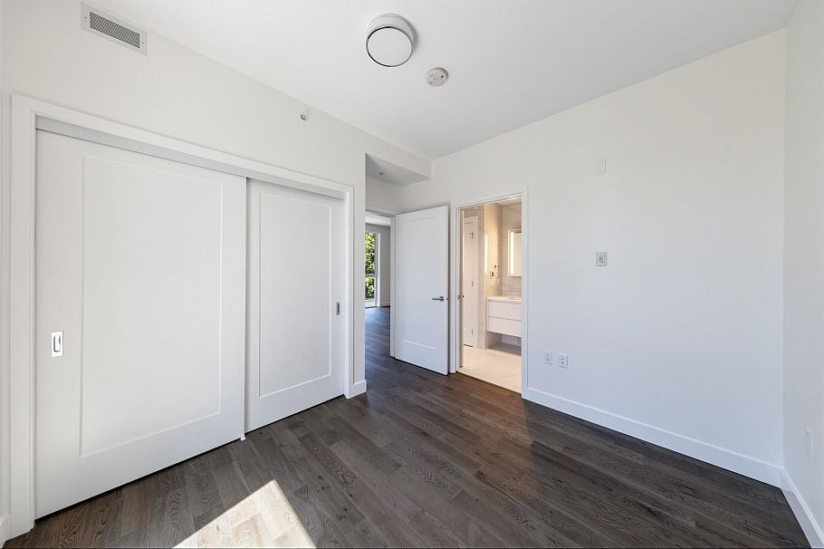 305 2888 Arbutus Street Vancouver, BC - 16