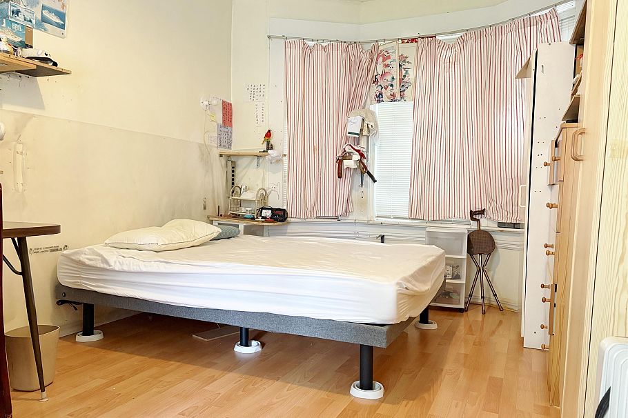 3034 Glen Drive Vancouver, BC - 10