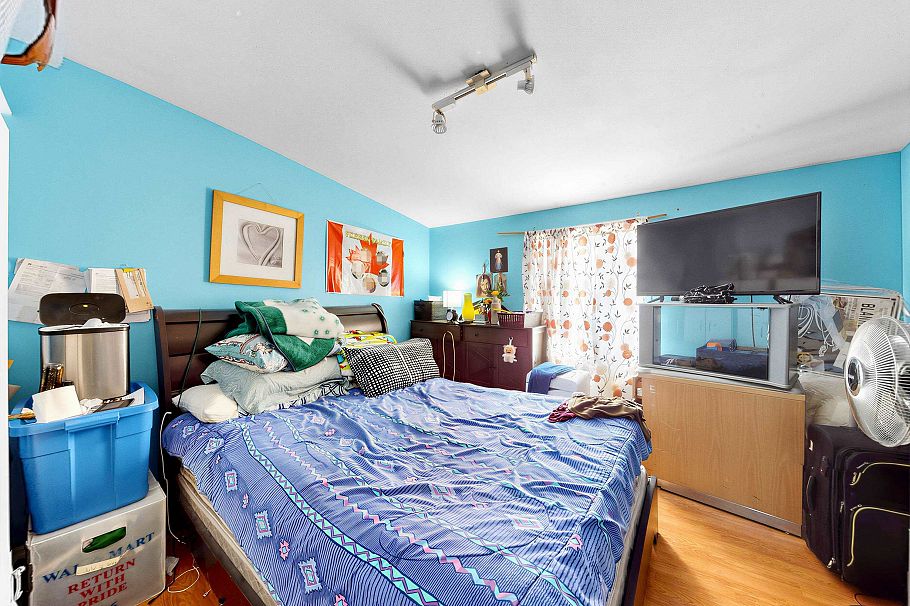 5033 Killarney Street Vancouver, BC - 32
