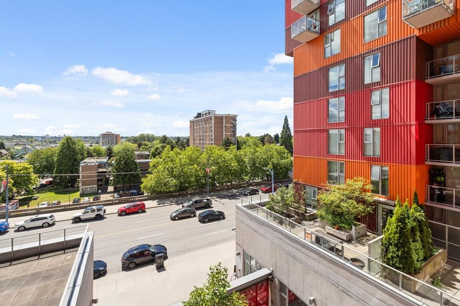 562 955 E Hastings Street Vancouver, BC - 17