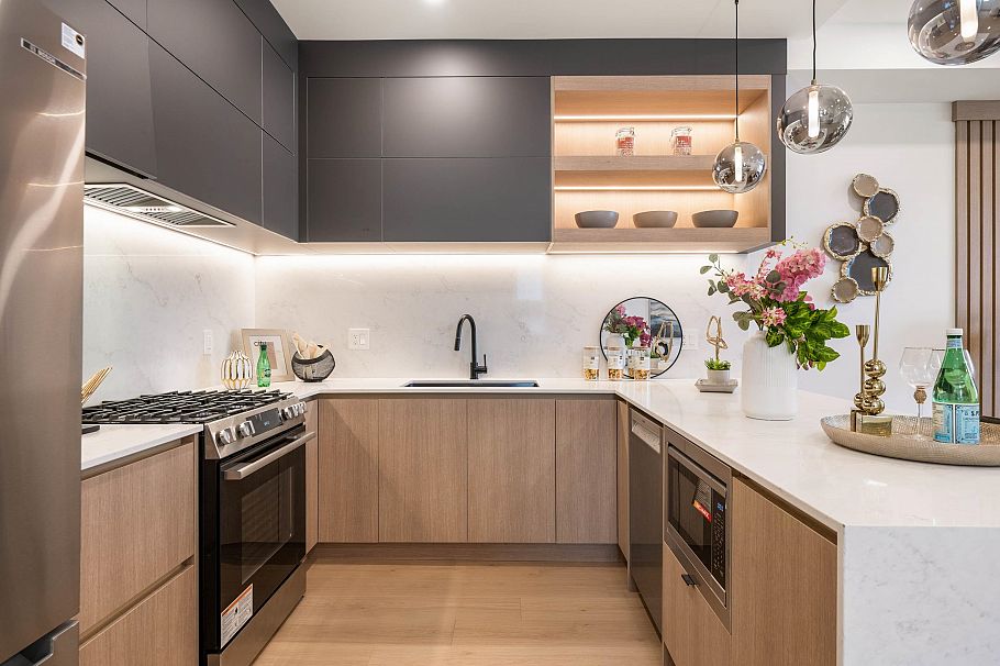 3 3065 Charles Street Vancouver, BC - 14