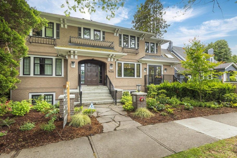 2 1456 W 45th Avenue Vancouver, BC - 1
