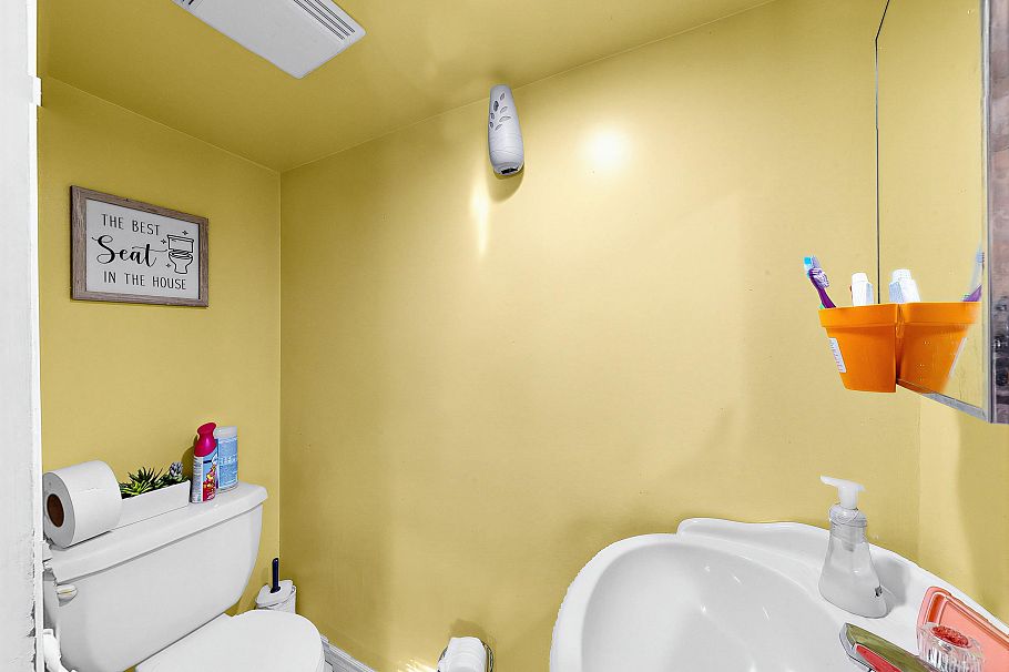 5033 Killarney Street Vancouver, BC - 28