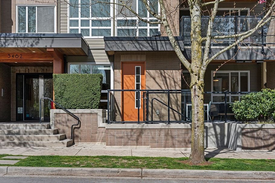 110 3462 Ross Drive Vancouver, BC - 2