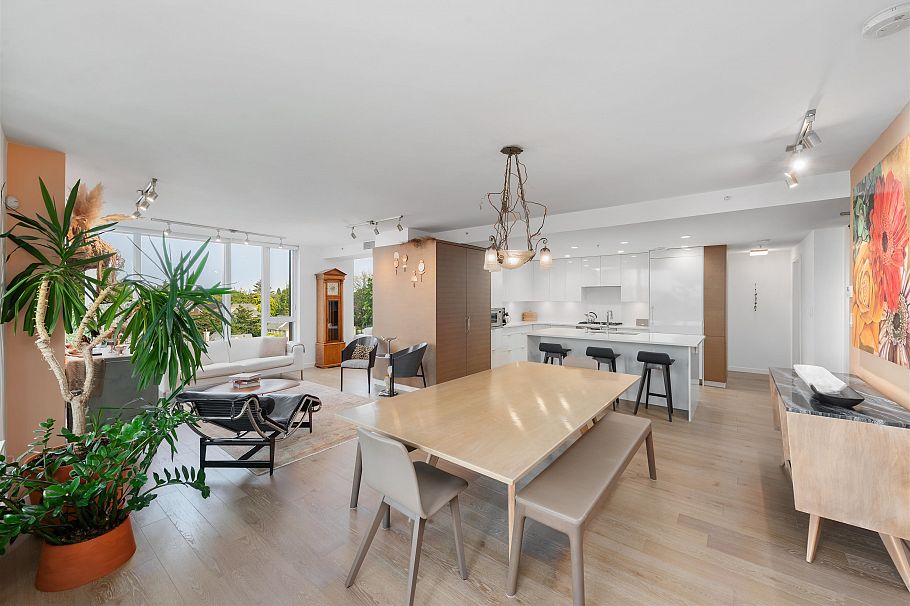 710 2888 Cambie Street Vancouver, BC - 3