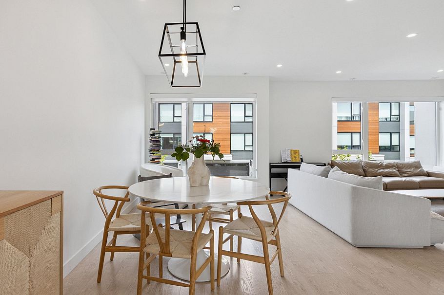38 3597 Malsum Drive North Vancouver, BC - 8