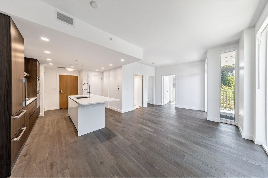 305 2888 Arbutus Street Vancouver, BC - 3