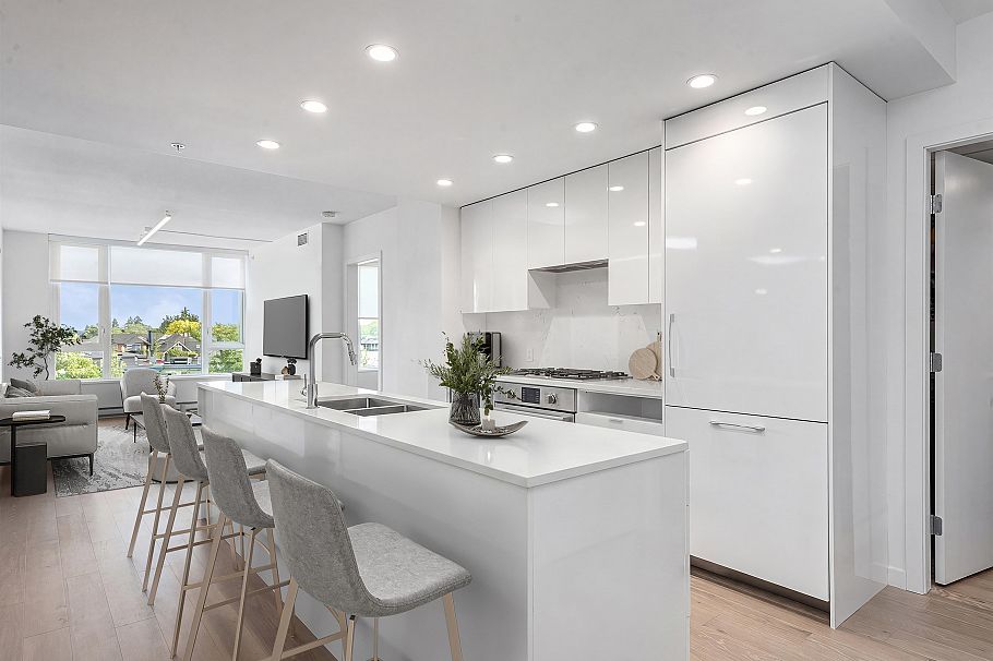 711 2888 Cambie Street Vancouver, BC - 1