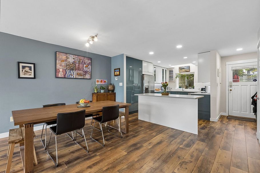 7 240 E Keith Road North Vancouver, BC - 11