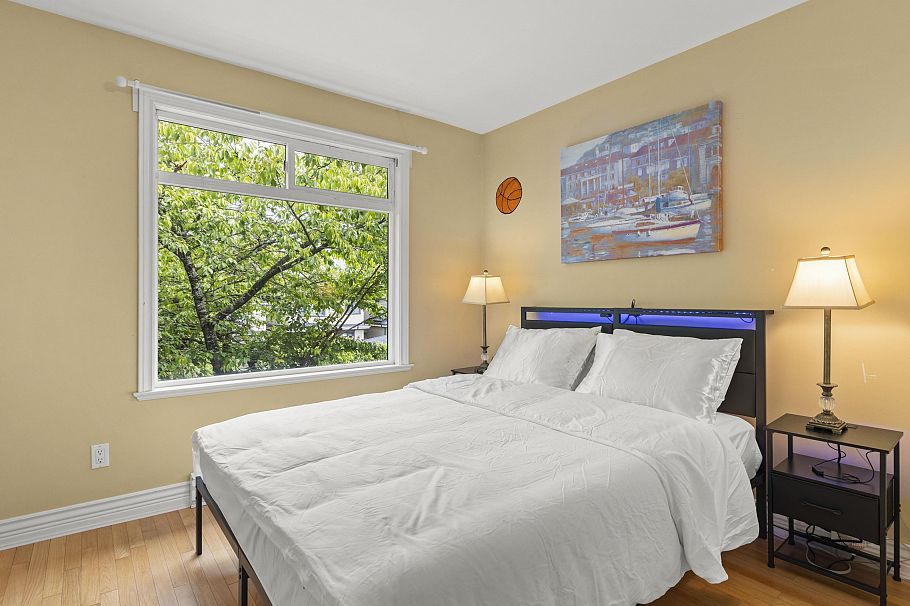 4549 W 12th Avenue Vancouver, BC - 17