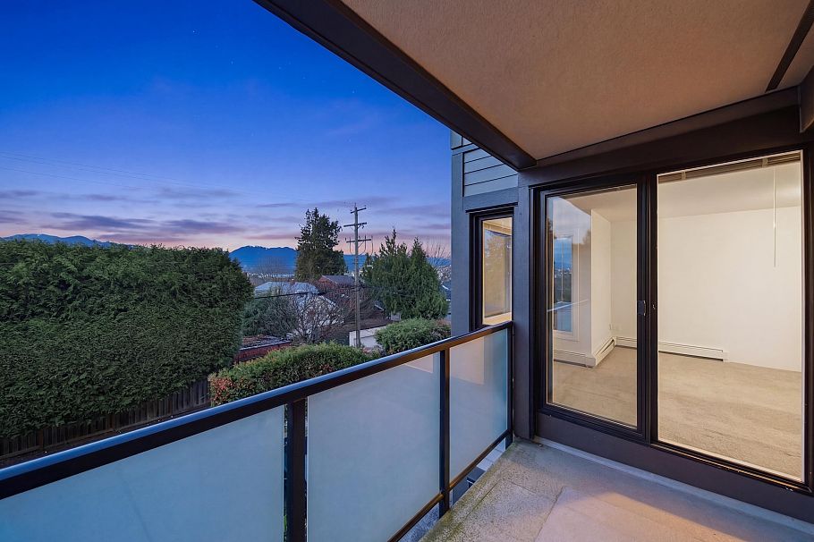 207 3663 W 16 Avenue Vancouver, BC - 18