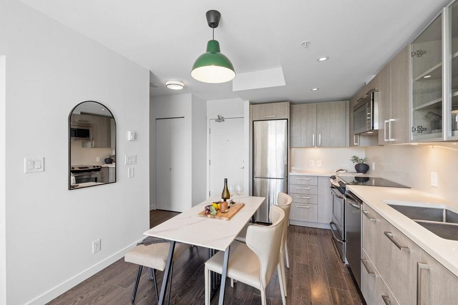 562 955 E Hastings Street Vancouver, BC - 7