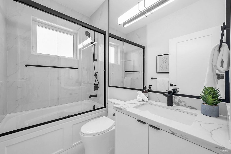 3417 Seaforth Drive Vancouver, BC - 14