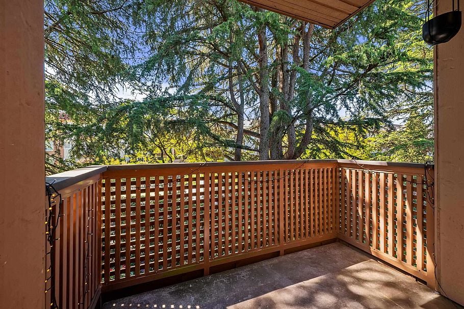 402 2211 W 2nd Ave Vancouver, BC - 12