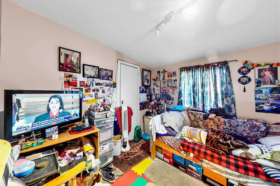 5033 Killarney Street Vancouver, BC - 30