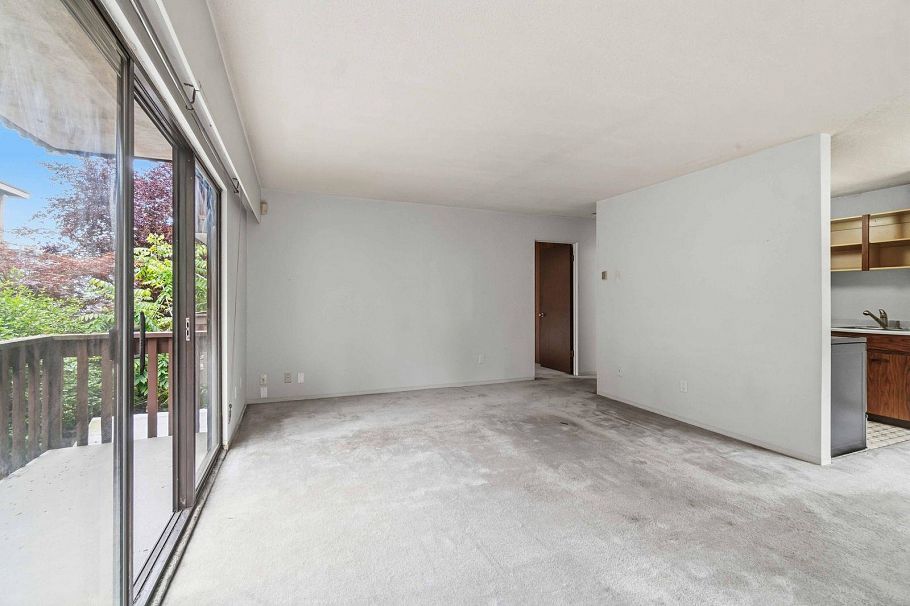 301 120 E 4th Street North Vancouver, BC - 10