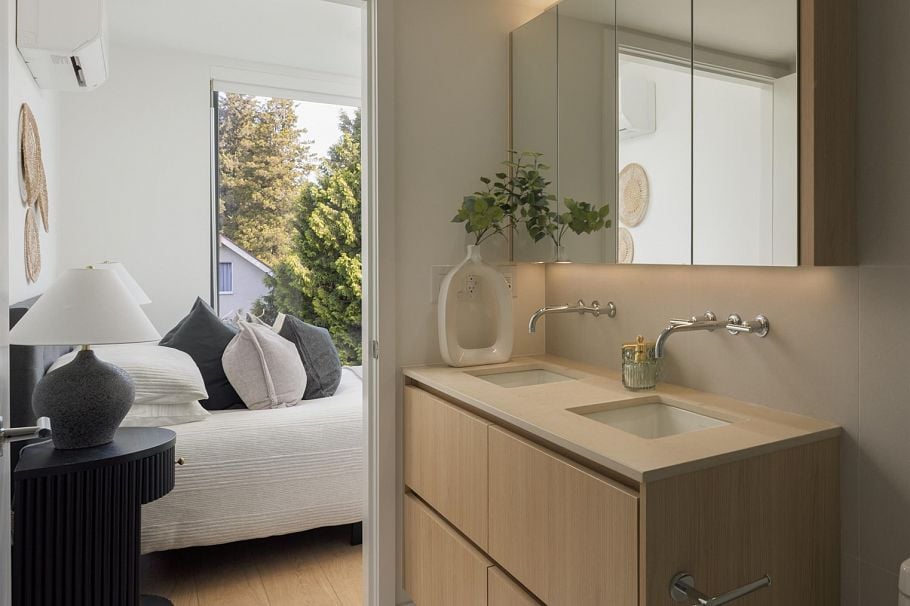 2408 E 12th Avenue Vancouver, BC - 21