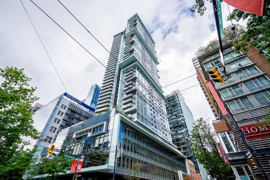 4805 777 Richards Street Vancouver, BC - 3