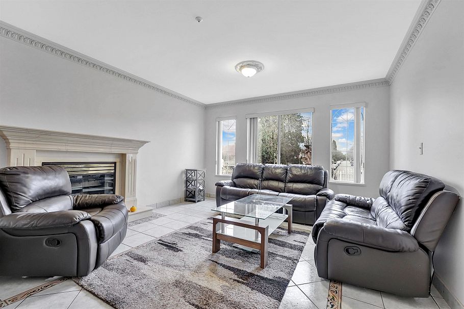 3153 Parker Street Vancouver, BC - 3