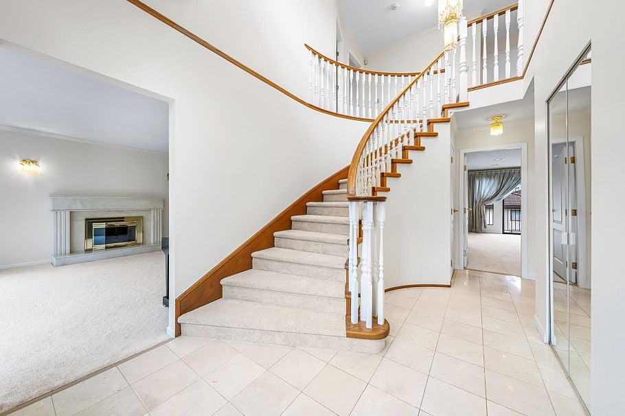 2291 E 40th Avenue Vancouver, BC - 12