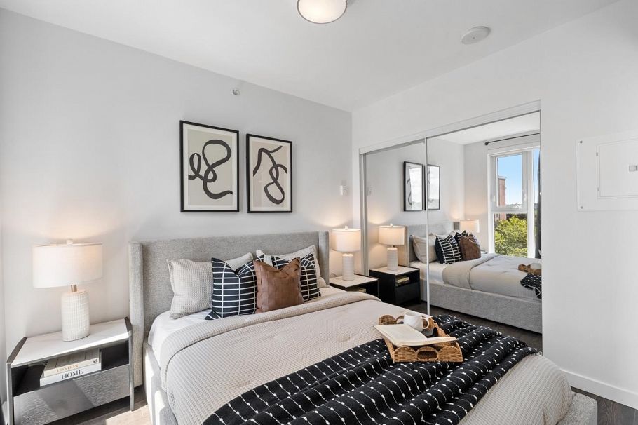 562 955 E Hastings Street Vancouver, BC - 11