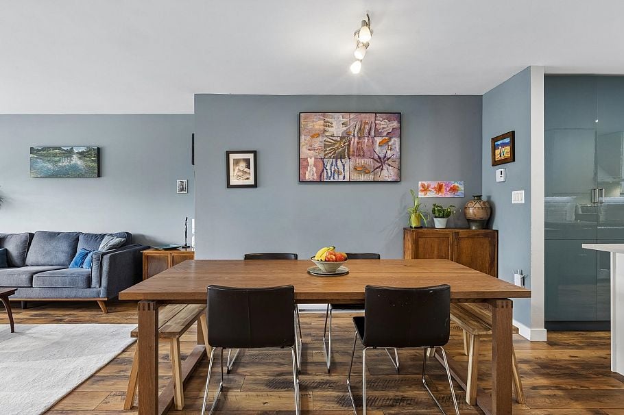 7 240 E Keith Road North Vancouver, BC - 9