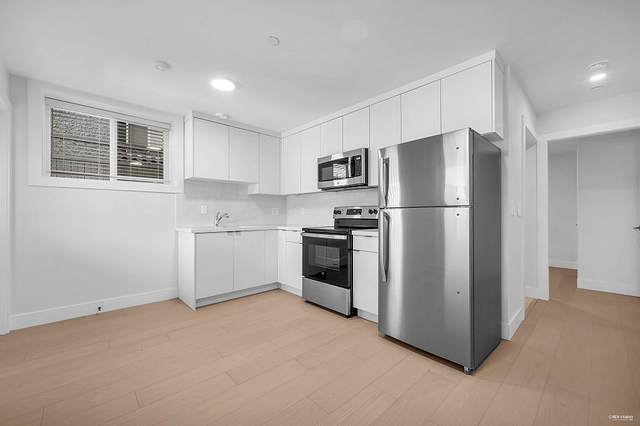 3415 Seaforth Drive Vancouver, BC - 16