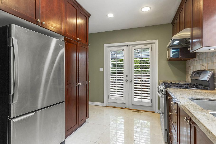 4549 W 12th Avenue Vancouver, BC - 13