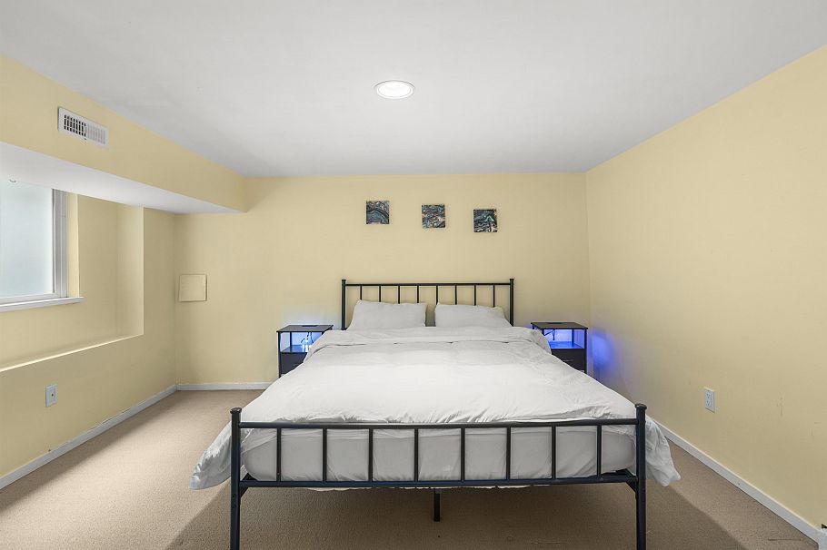 4549 W 12th Avenue Vancouver, BC - 23