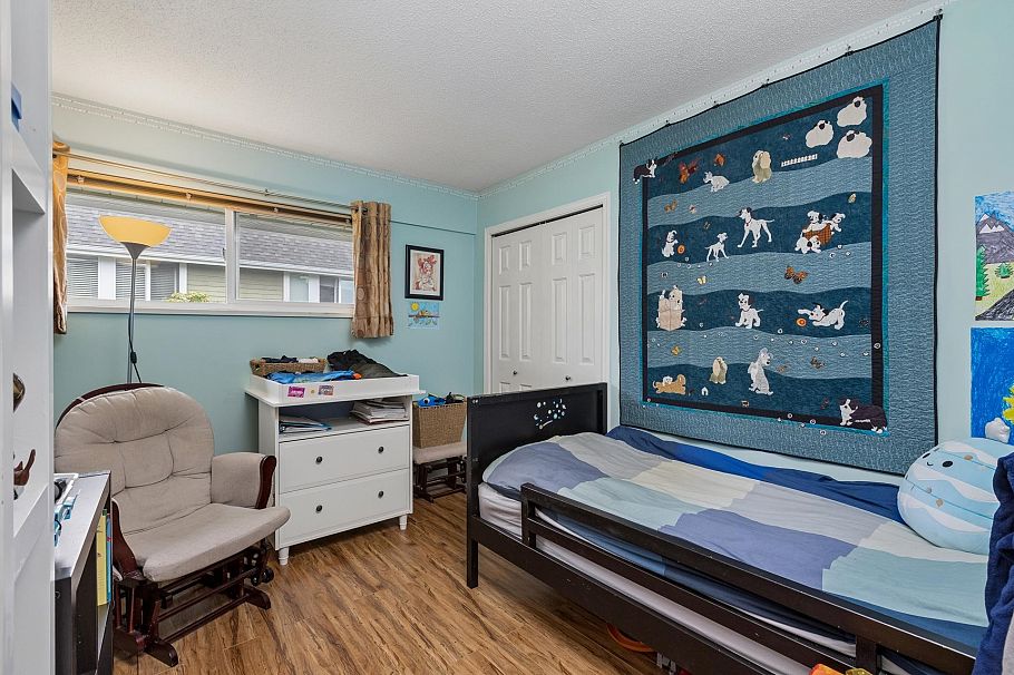 7 240 E Keith Road North Vancouver, BC - 29